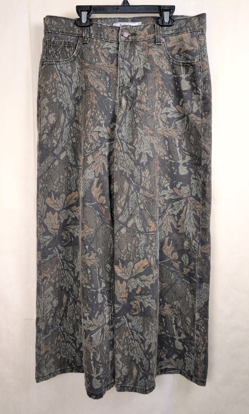 Refrain dark brown leaf camo wide leg jeans Sz 29 Retro Granola Boho Goblincore
